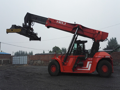 急企業之所急深入企業考核流動式起重機作業人員-泰安市特種設備檢驗研究院