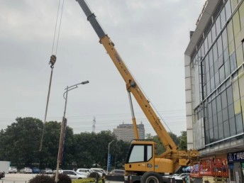 圖 廣州科學城吊車出租,科學城吊機租賃公司電話 廣州租賃