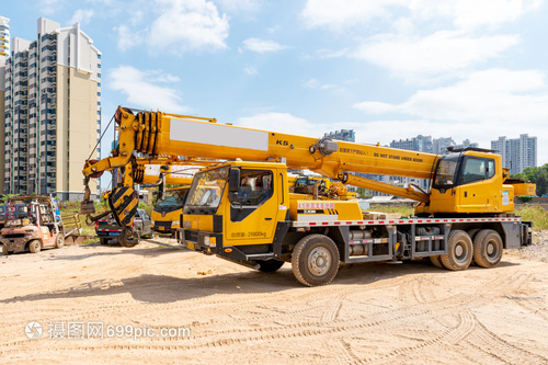 重型吊車(chē)