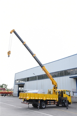 重汽5噸隨車吊 高效起重運(yùn)輸解決方案